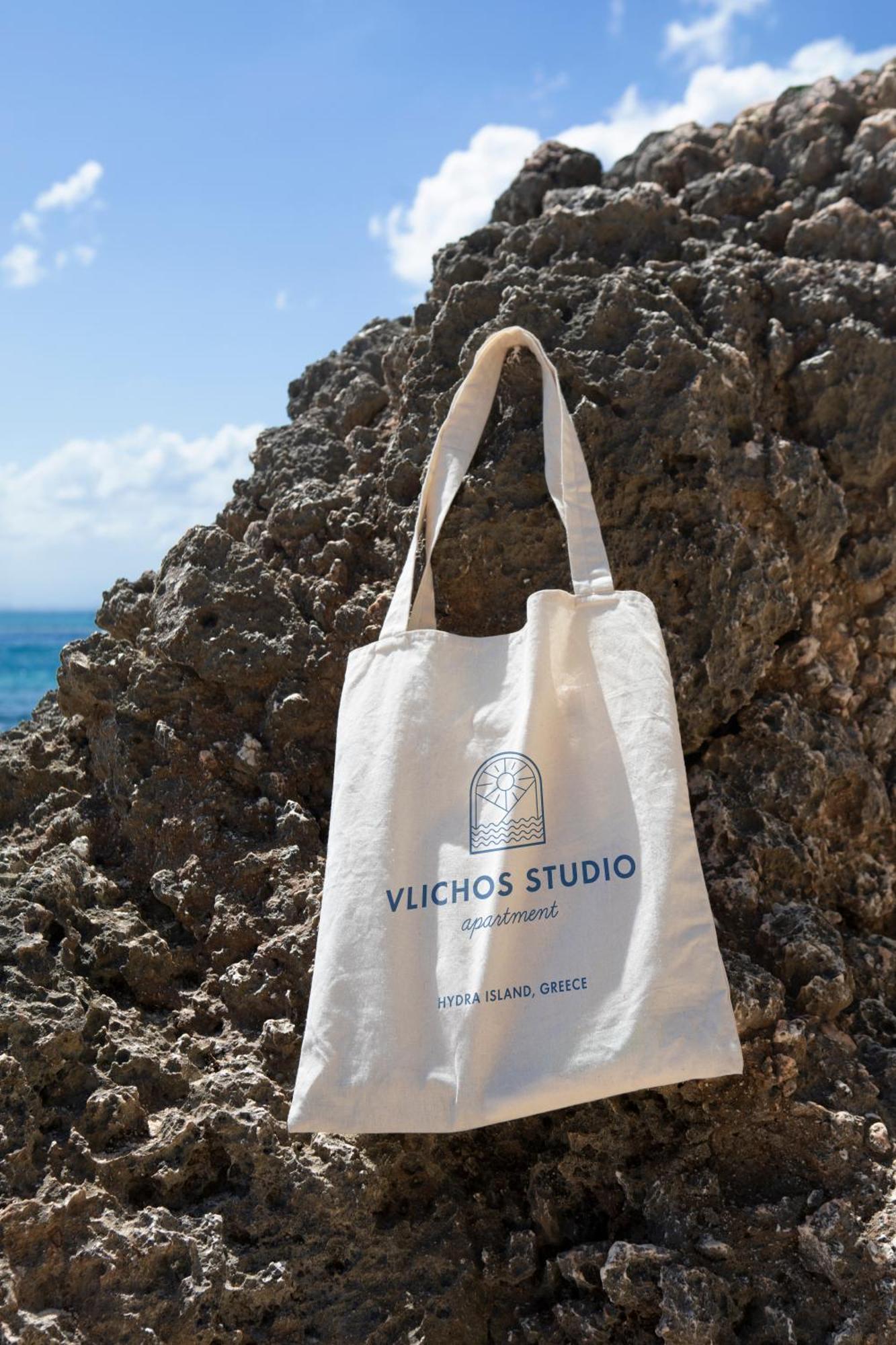 Vlichos Studio Apartment Hydra  Bagian luar foto