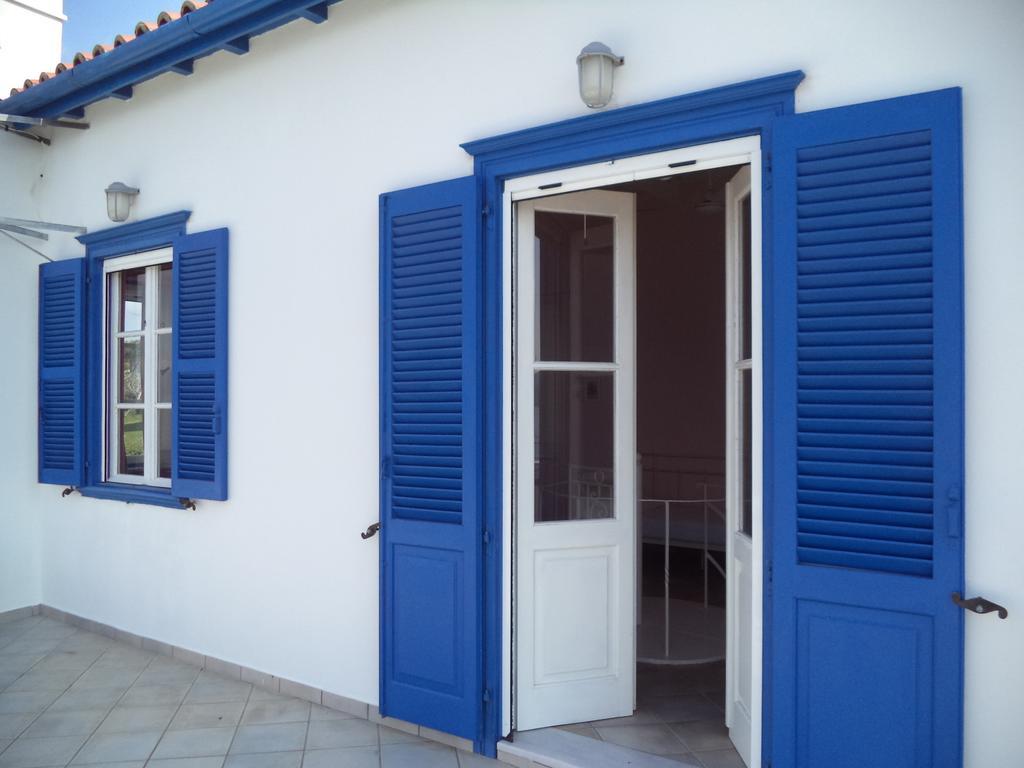 Vlichos Studio Apartment Hydra  Ruang foto