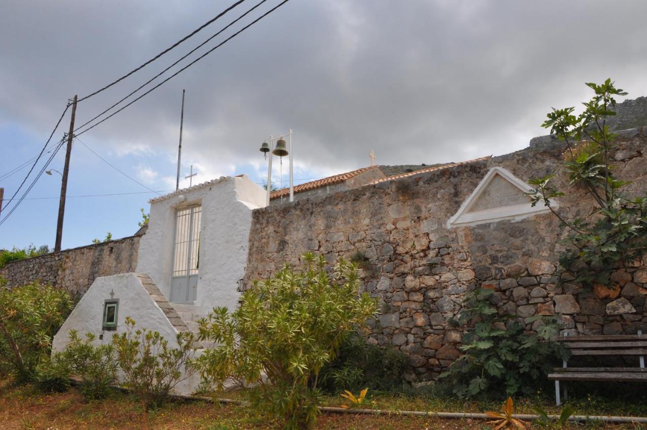 Vlichos Studio Apartment Hydra  Bagian luar foto